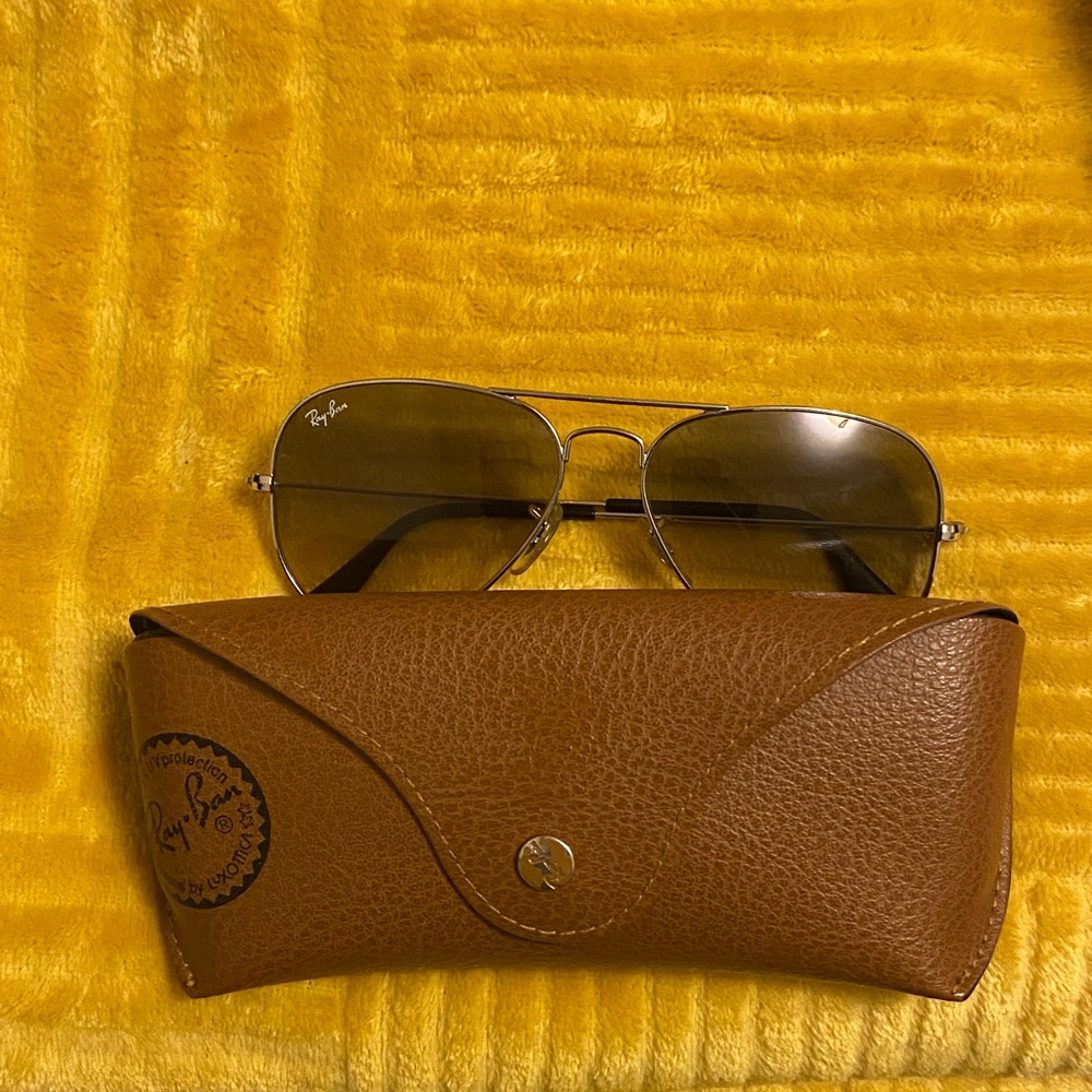 Ray-Ban Tan Leather Sunglasses Case